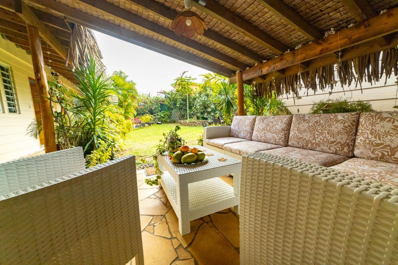 Manaeva Lodge Faaa Kültér fotó